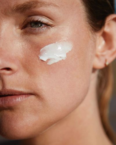Soins visage anti-âge fermeté Zenement Vôtre Toulouse