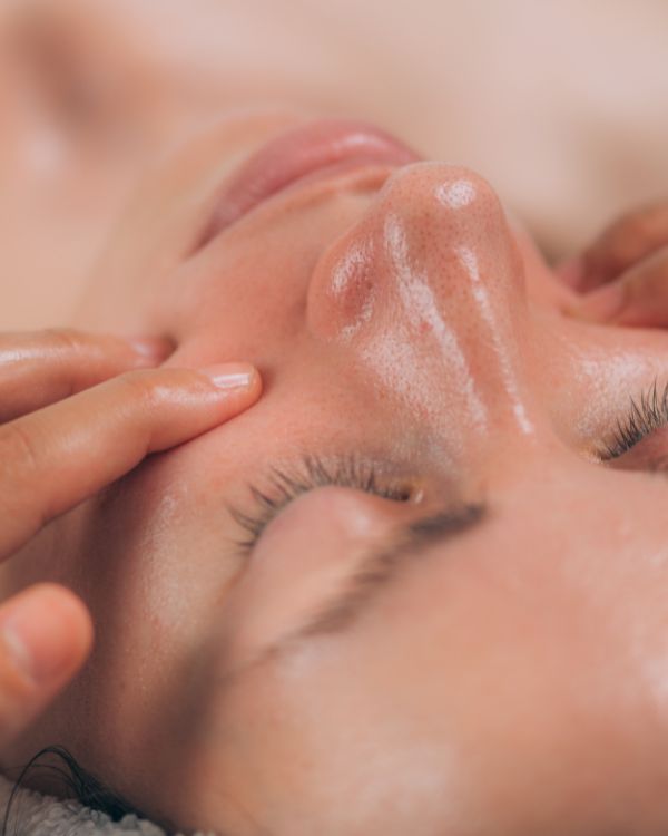 Miracle Face drainage lymphatique visage Renata França massages faciaux Toulouse